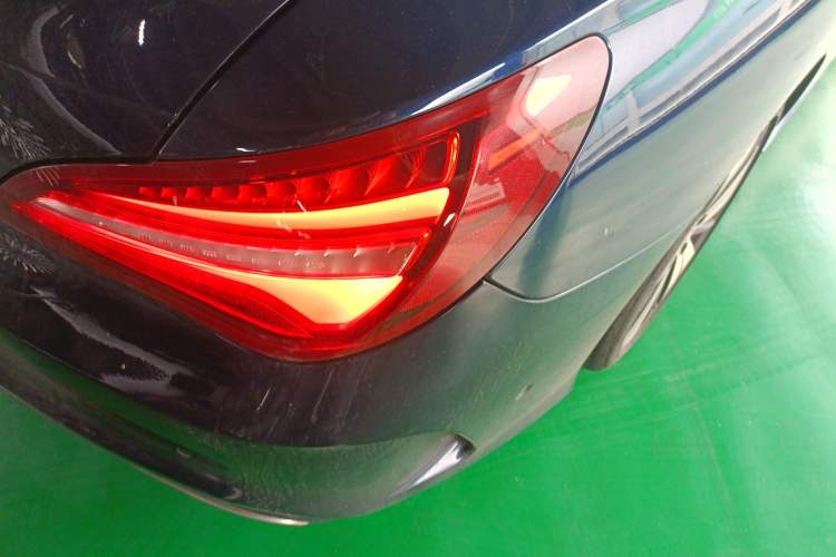 Used Mercedes-Benz CLA 2018 CLA 200 Style Edition Exterior 3