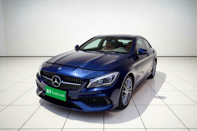 Ojetý Mercedes-Benz CLA 2018 CLA 220 4MATIC