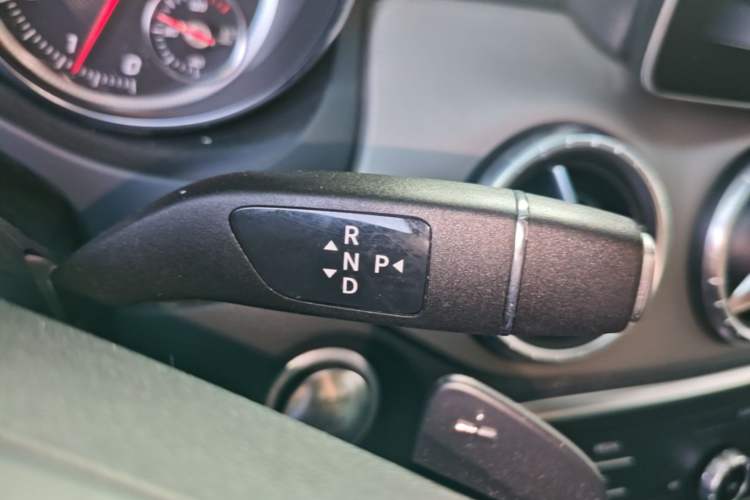 Used Mercedes-Benz CLA 2018 CLA 200 Sport Edition Gear Lever
