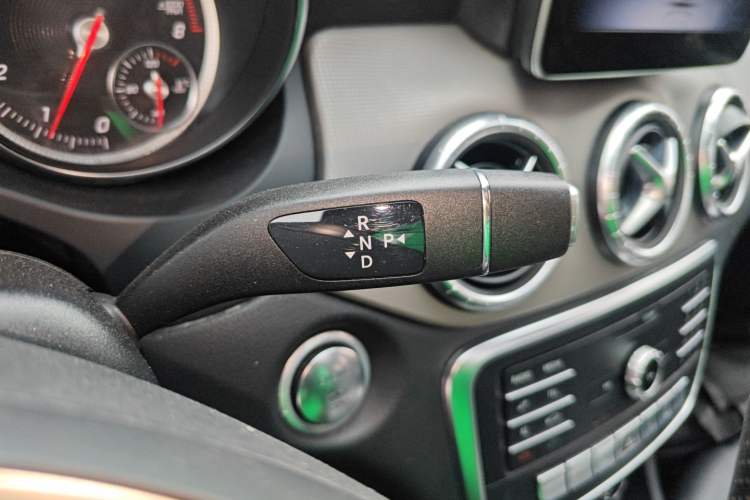 Used Mercedes-Benz CLA 2018 CLA 200 Sport Edition Gear Lever