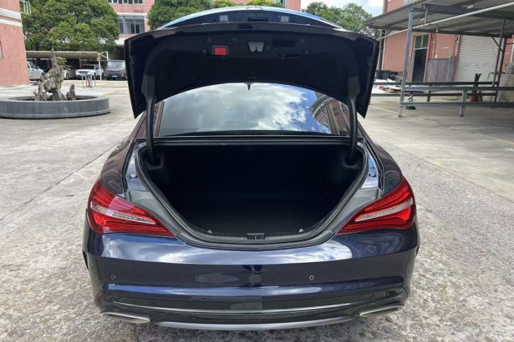 Used Mercedes-Benz CLA 2018 CLA 200 Style Edition Interior 4