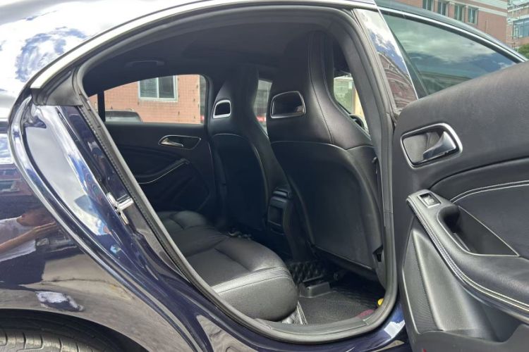 Used Mercedes-Benz CLA 2018 CLA 200 Style Edition Interior 6