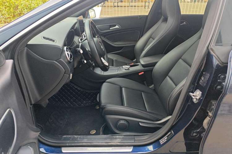Used Mercedes-Benz CLA 2018 CLA 200 Sport Edition Left Front Seat