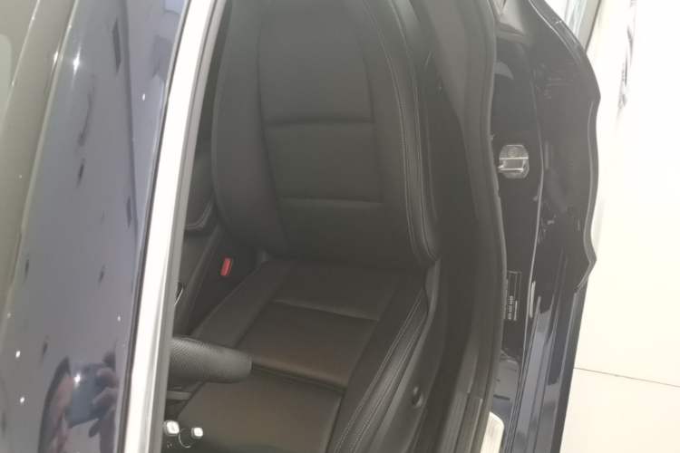 Used Mercedes-Benz CLA 2018 CLA 200 Style Edition Left Front Seat