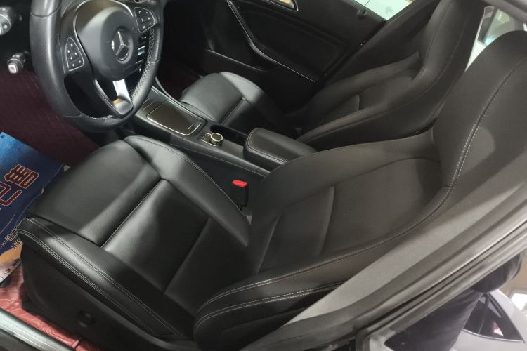 Used Mercedes-Benz CLA 2018 CLA 200 Style Edition Left Front Seat