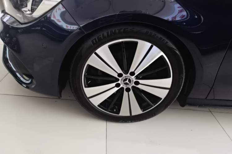Used Mercedes-Benz CLA 2018 CLA 200 Style Edition Left Front Wheel Hub