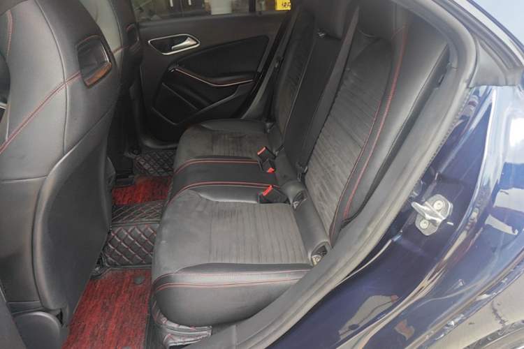 Used Mercedes-Benz CLA 2018 CLA 220 4MATIC Left Rear Seat