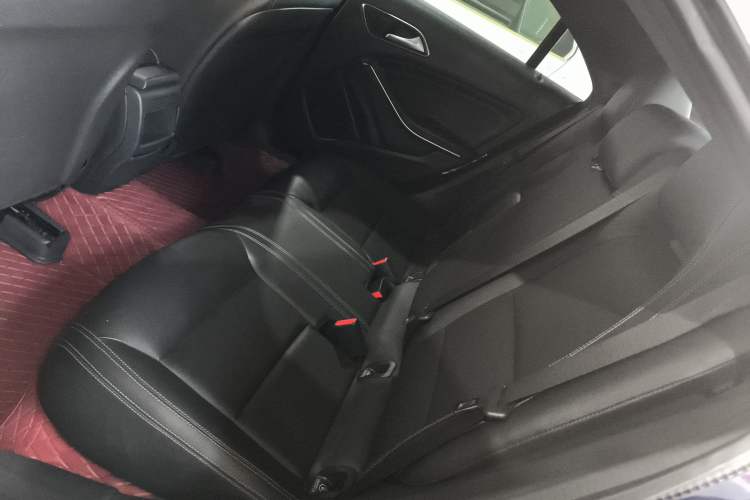 Used Mercedes-Benz CLA 2018 CLA 200 Style Edition Left Rear Seat