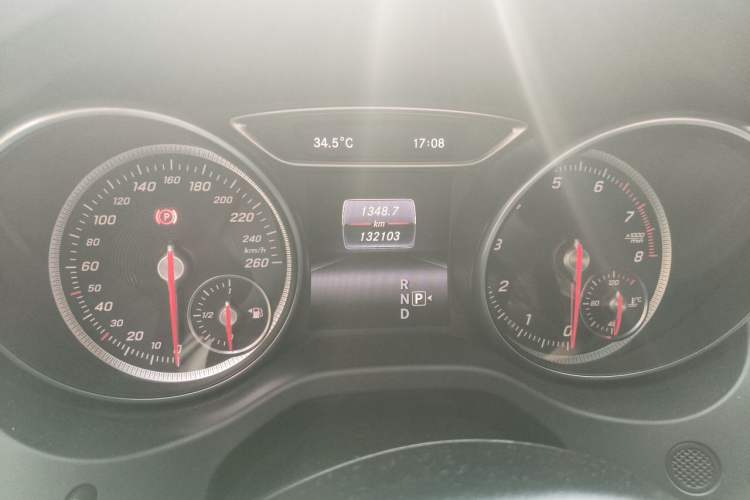 Used Mercedes-Benz CLA 2018 CLA 200 Style Edition Odometer Close Up