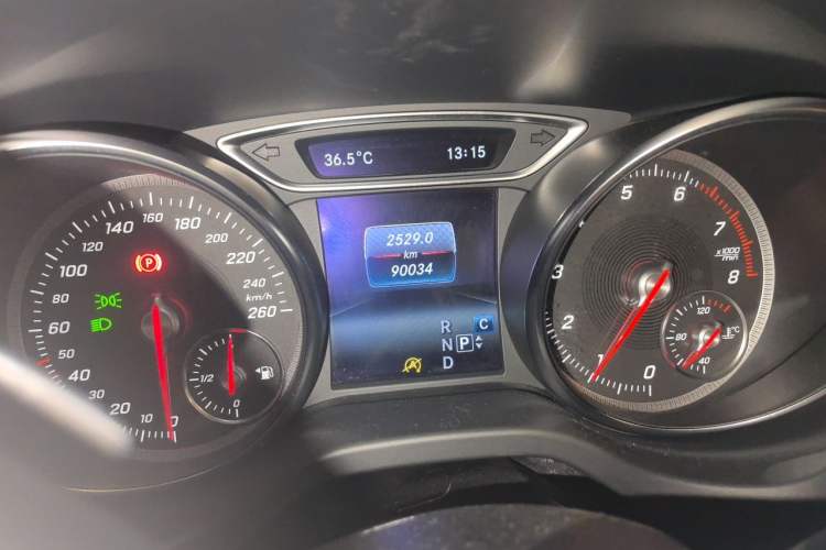 Used Mercedes-Benz CLA 2018 CLA 220 4MATIC Odometer Close Up
