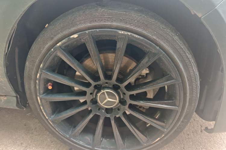 Used Mercedes-Benz CLA 2018 CLA 200 Sport Edition Right Front Wheel Hub