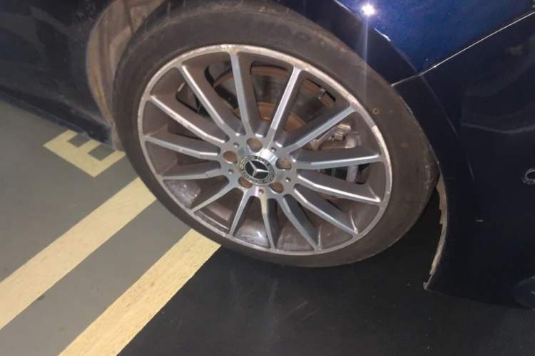 Used Mercedes-Benz CLA 2018 CLA 220 4MATIC Right Front Wheel Hub