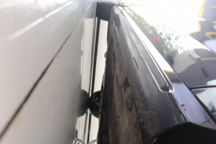 Used Mercedes-Benz CLA 2018 CLA 200 Style Edition Right Side Sill