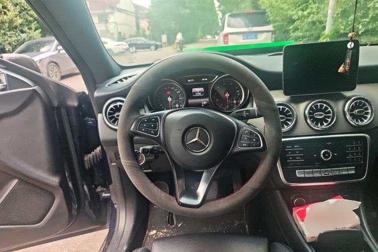 Used Mercedes-Benz CLA 2018 CLA 200 Sport Edition Steering Wheel