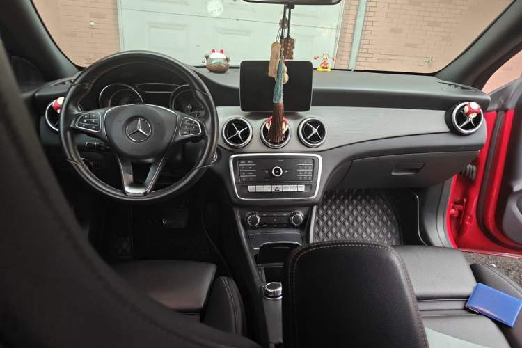 Used Mercedes-Benz CLA 2018 CLA 200 Sport Edition Center Console