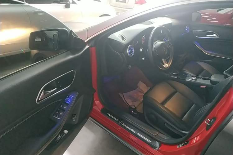 Used Mercedes-Benz CLA 2018 CLA 200 Sport Edition Driver Seat