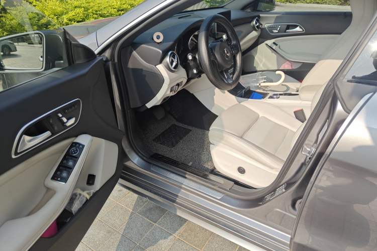 Used Mercedes-Benz CLA 2018 CLA 200 Style Edition Driver Seat