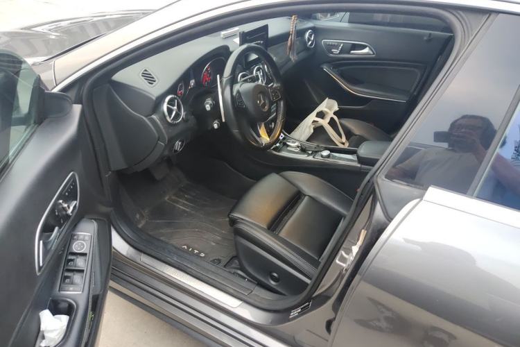 Used Mercedes-Benz CLA 2018 CLA 200 Style Edition Driver Seat