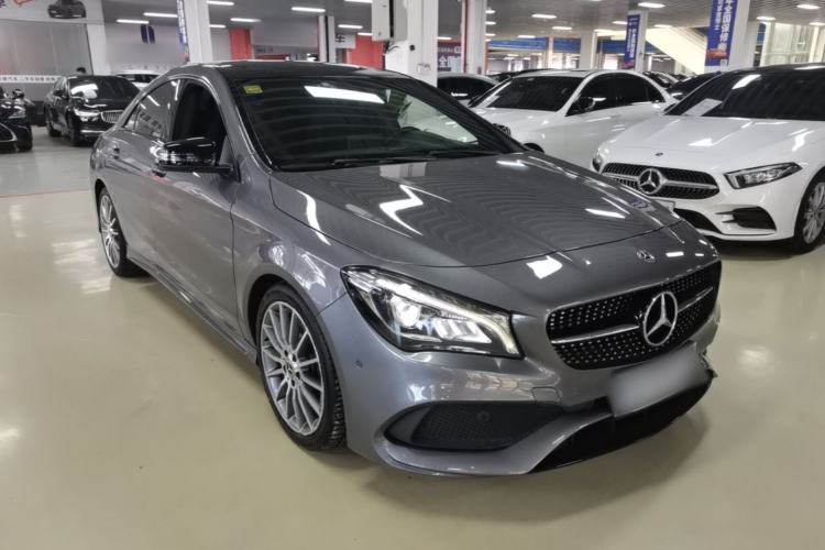 Used Mercedes-Benz CLA 2018 CLA 220 4MATIC Front Right 45 Deg