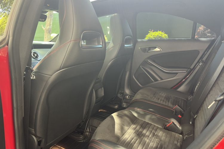 Used Mercedes-Benz CLA 2018 CLA 220 4MATIC Interior 11