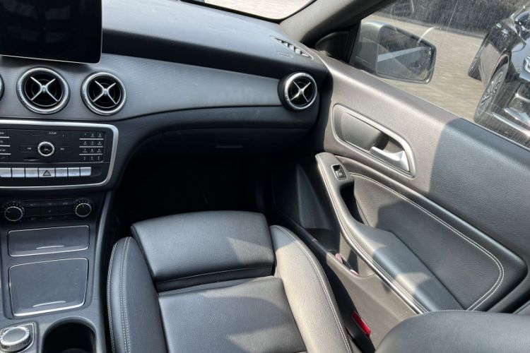 Used Mercedes-Benz CLA 2018 CLA 200 Sport Edition Interior 7