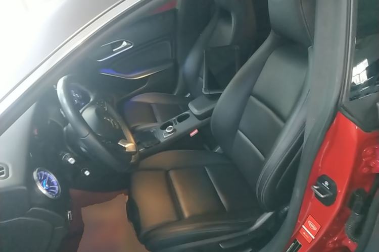 Used Mercedes-Benz CLA 2018 CLA 200 Sport Edition Left Front Seat