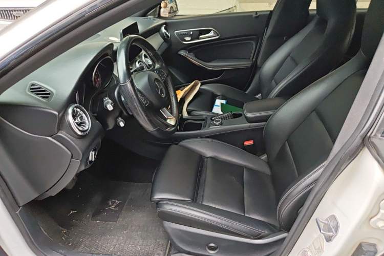Used Mercedes-Benz CLA 2018 CLA 200 Style Edition Left Front Seat