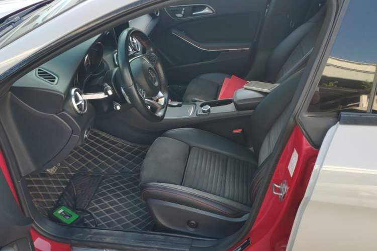 Used Mercedes-Benz CLA 2018 CLA 220 4MATIC Left Front Seat