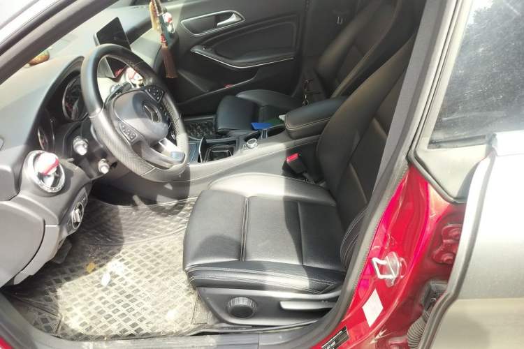 Used Mercedes-Benz CLA 2018 CLA 200 Sport Edition Left Front Seat