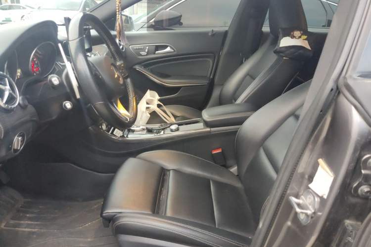 Used Mercedes-Benz CLA 2018 CLA 200 Style Edition Left Front Seat
