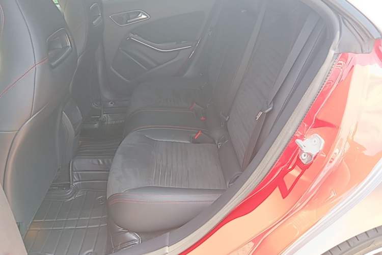 Used Mercedes-Benz CLA 2018 CLA 220 4MATIC Left Rear Seat