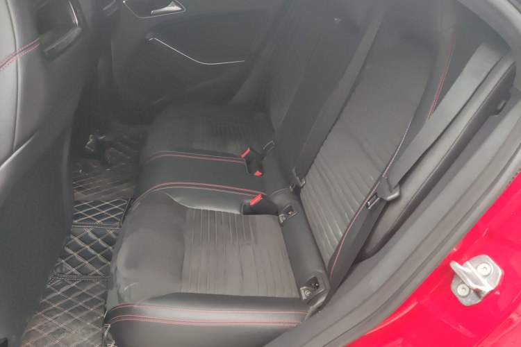 Used Mercedes-Benz CLA 2018 CLA 220 4MATIC Left Rear Seat