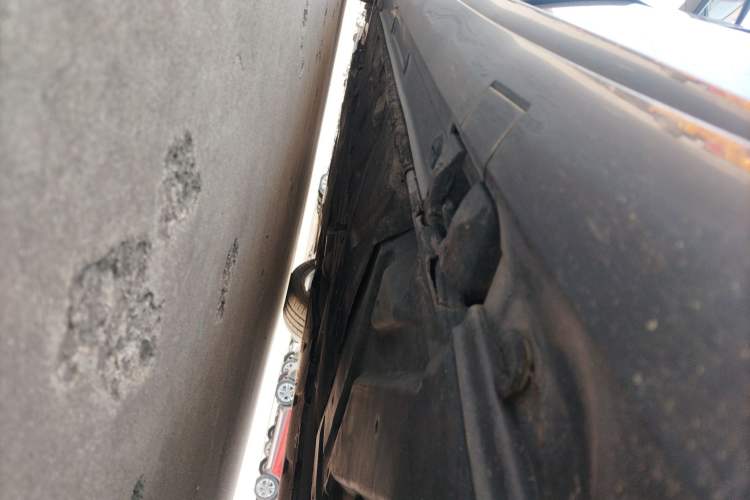 Used Mercedes-Benz CLA 2018 CLA 200 Style Edition Left Side Sill