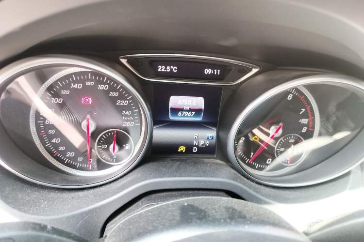 Used Mercedes-Benz CLA 2018 CLA 200 Sport Edition Odometer Close Up