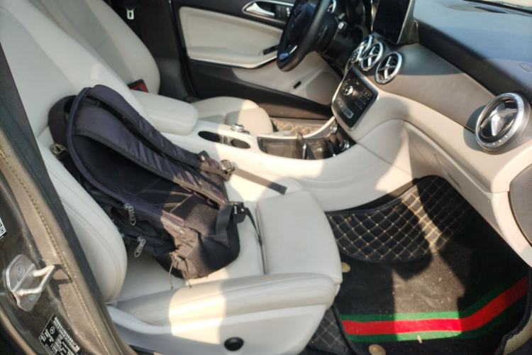 Used Mercedes-Benz CLA 2018 CLA 200 Style Edition Right Front Seat