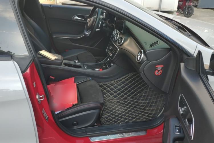Used Mercedes-Benz CLA 2018 CLA 220 4MATIC Right Front Seat