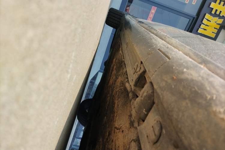 Used Mercedes-Benz CLA 2018 CLA 200 Style Edition Right Side Sill