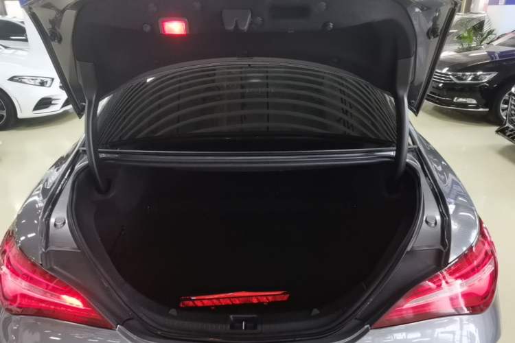 Used Mercedes-Benz CLA 2018 CLA 220 4MATIC Trunk