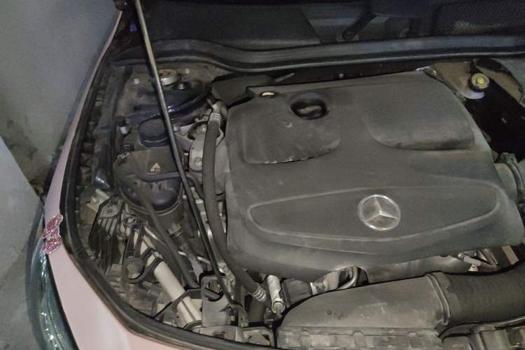 Used Mercedes-Benz CLA 2018 CLA 200 Style Edition Engine Bay Right
