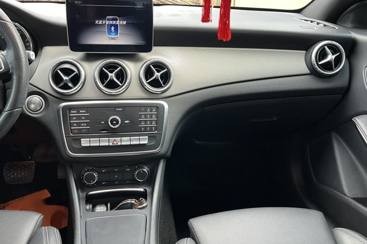 Used Mercedes-Benz CLA 2018 CLA 200 Sport Edition Audio And AC Panel