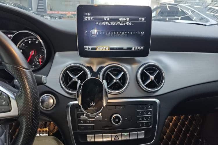 Used Mercedes-Benz CLA 2018 CLA 220 4MATIC Audio And AC Panel