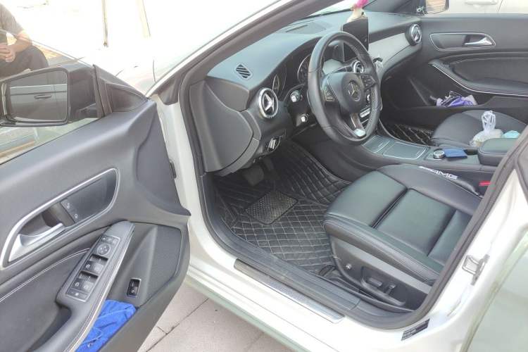 Used Mercedes-Benz CLA 2018 CLA 200 Sport Edition Driver Seat