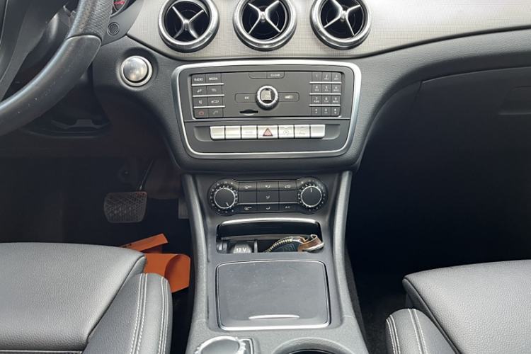Used Mercedes-Benz CLA 2018 CLA 200 Sport Edition Interior 1