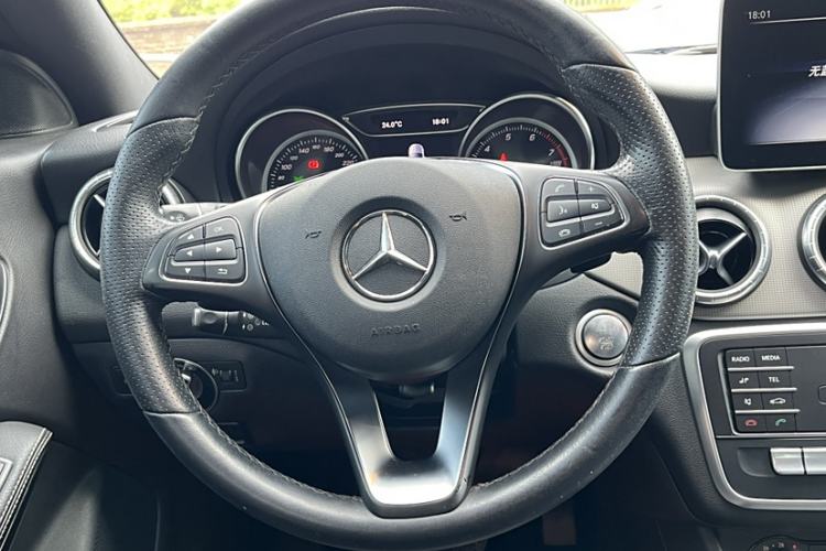 Used Mercedes-Benz CLA 2018 CLA 200 Sport Edition Interior 6