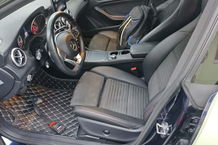 Used Mercedes-Benz CLA 2018 CLA 220 4MATIC Left Front Seat