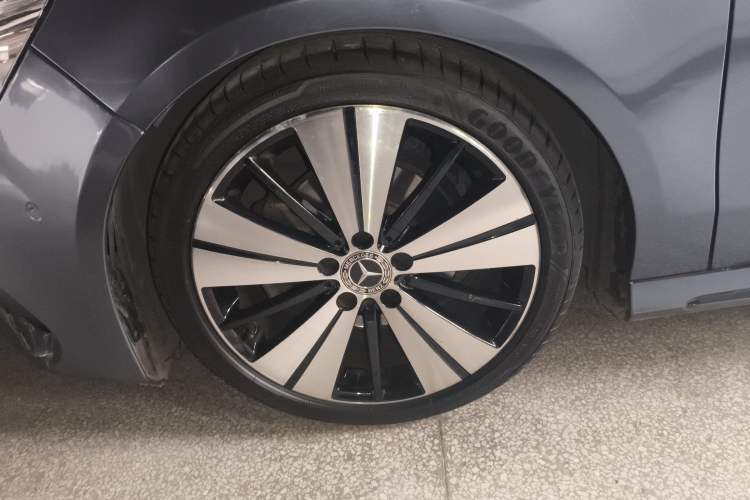 Used Mercedes-Benz CLA 2018 CLA 200 Style Edition Left Front Wheel Hub