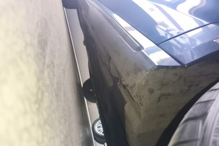 Used Mercedes-Benz CLA 2018 CLA 200 Style Edition Right Side Sill