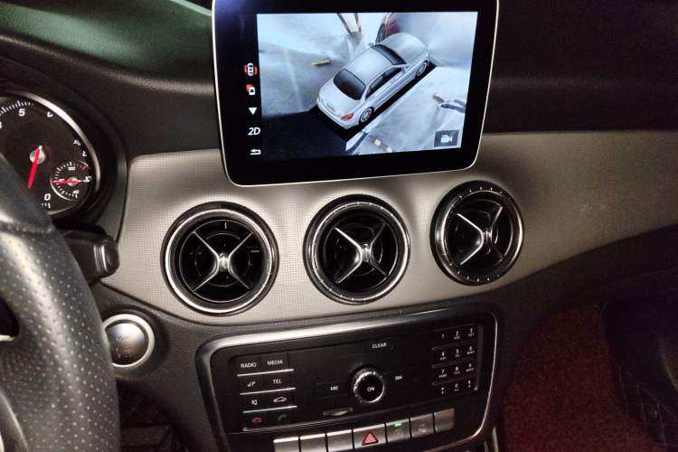 Used Mercedes-Benz CLA 2018 CLA 200 Sport Edition Audio And AC Panel