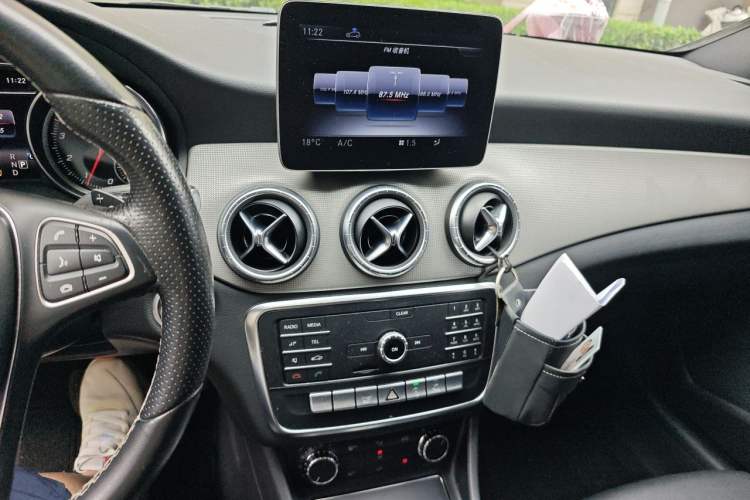 Used Mercedes-Benz CLA 2018 CLA 200 Style Edition Audio And AC Panel