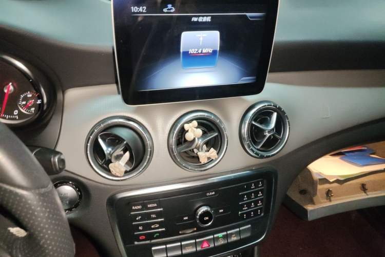 Used Mercedes-Benz CLA 2018 CLA 200 Sport Edition Audio And AC Panel